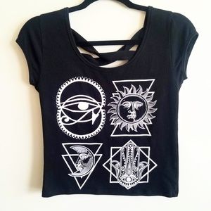 Black Boho Cross-strap Back Graphic Crop Top M/L